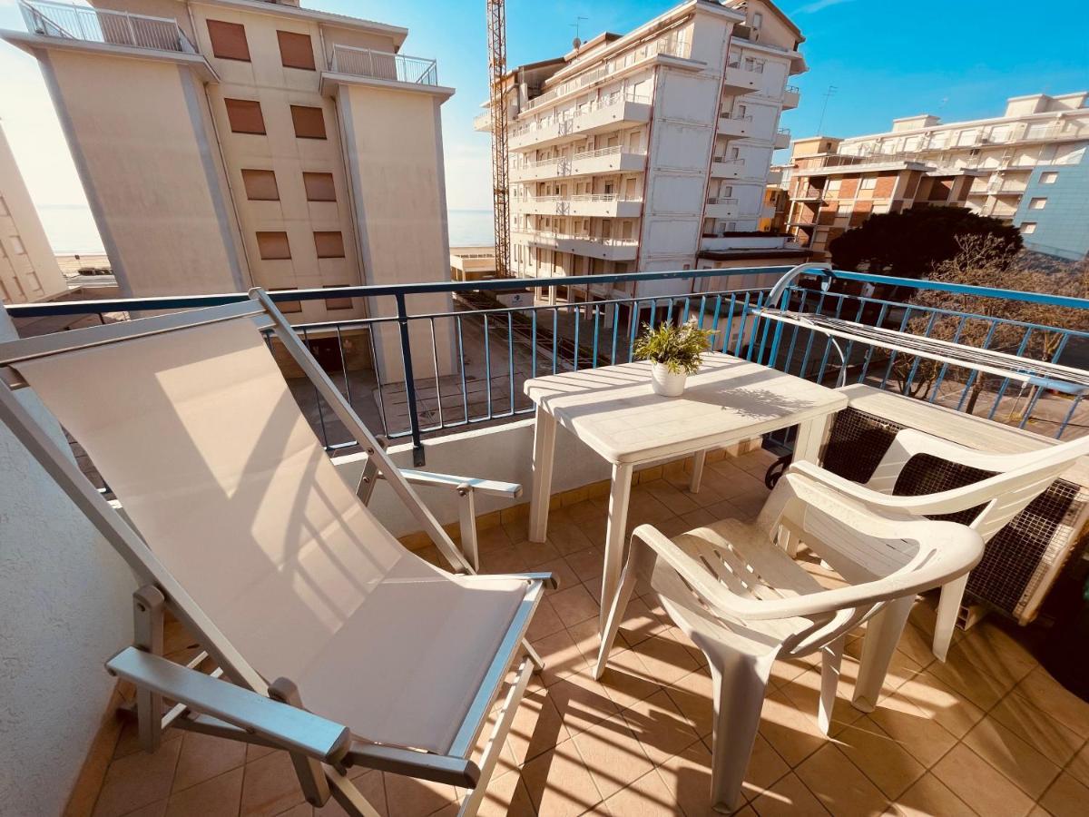App4Rent Saturno 4 - Family Apartment, Wifi, Parking Lido di Jesolo Exterior foto