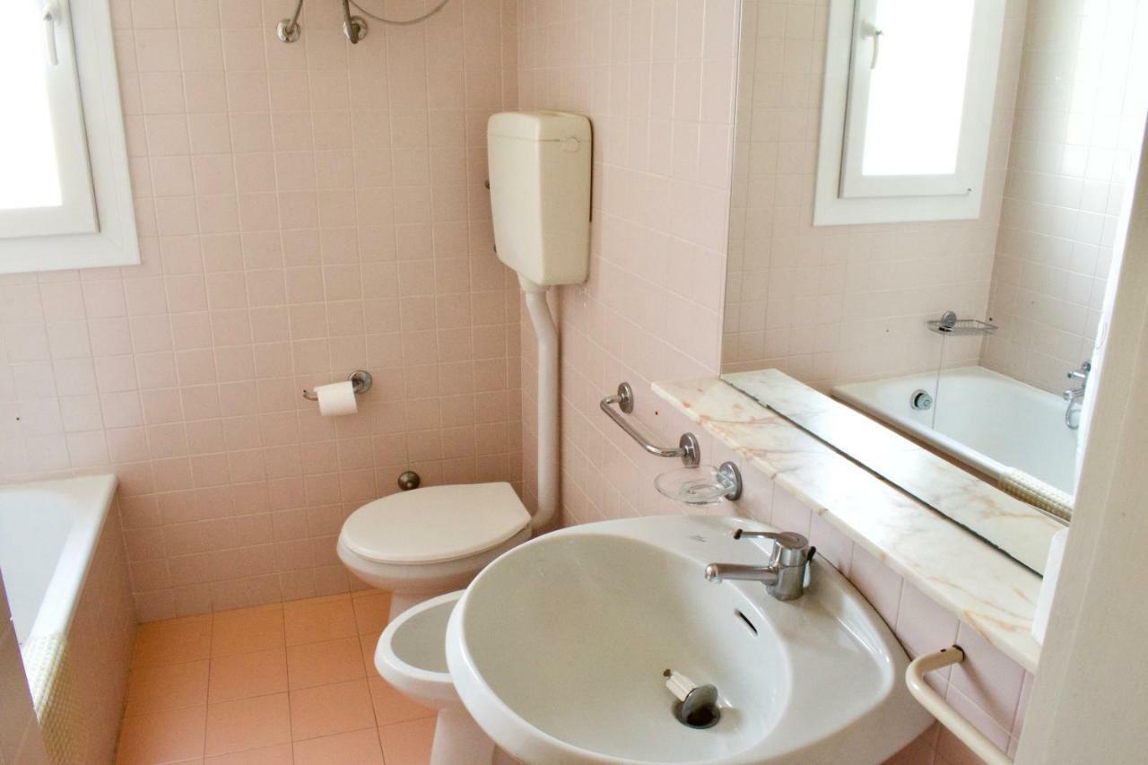 App4Rent Saturno 4 - Family Apartment, Wifi, Parking Lido di Jesolo Exterior foto